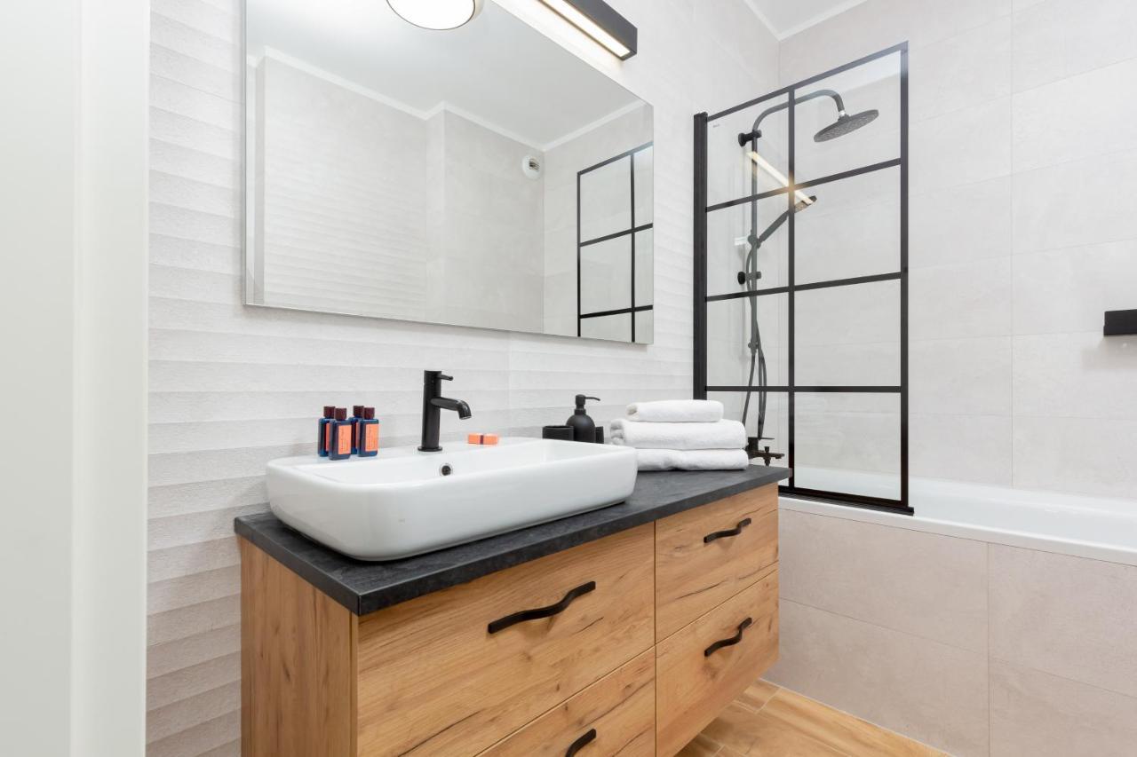 Awangarda Apartment Warsaw Ochota By Renters Prestige Exteriör bild